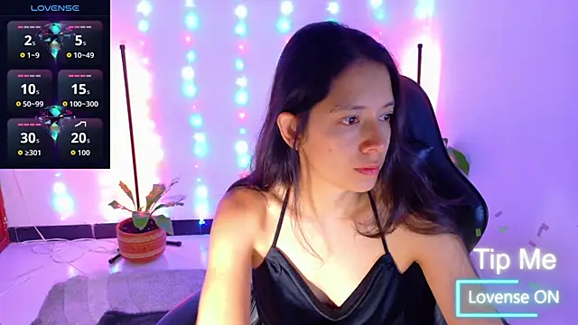 Sarasavage online show from April 24, 2026, 12:40 pm