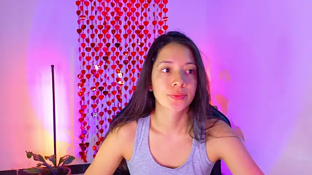 Snapshot of Sarasavage chatting on June 4, 2026, 1:50 pm Sarasavage online show from June 4, 2026, 1:50 pm
