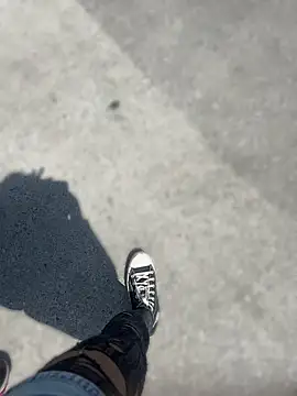 masked doll kashi online show from April 13, 2026, 5:51 pm