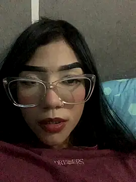 ElaRose 12 online show from November 15, 2025, 6:48 pm