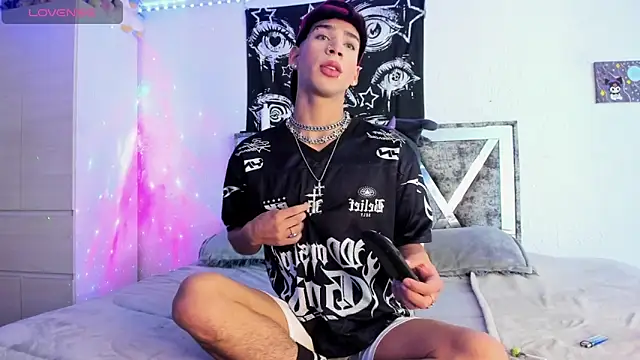 Dark Boy26 online show from October 8, 2025, 9:12 pm