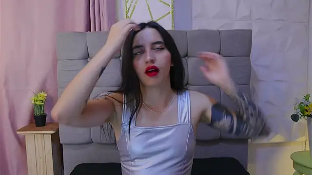 kaylee lee online show from September 15, 2025, 4:23 am