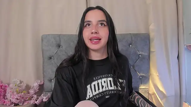 kaylee lee online show from January 8, 2026, 4:15 am