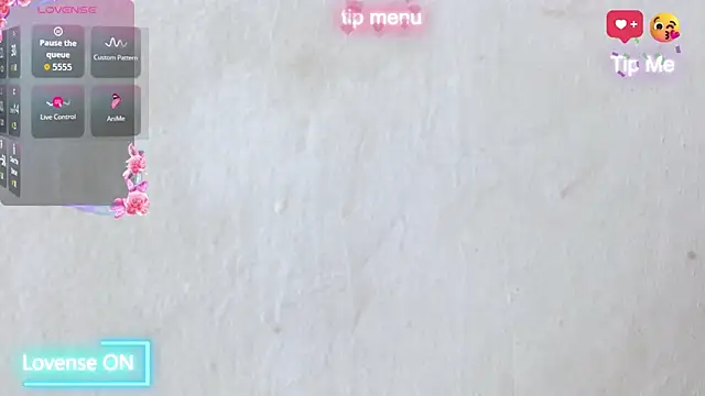 Snapshot of naomi_powel chatting on November 11, 2025, 9:59 pm naomi powel online show from November 11, 2025, 9:59 pm