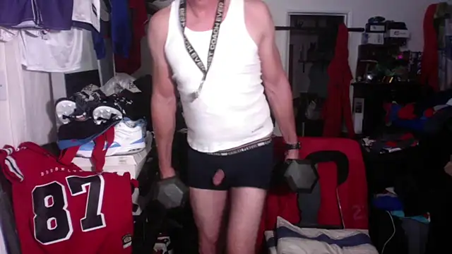 Snapshot of DILFJockDad87 chatting on December 18, 2025, 1:50 pm DILFJockDad87 online show from December 18, 2025, 1:50 pm