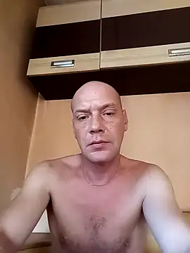 ToughDraft14 online show from October 23, 2025, 1:16 am