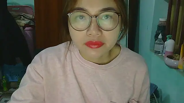 Uhem112 online show from November 5, 2025, 12:32 am