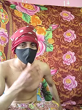 Seducing couple online show from September 10, 2025, 11:32 am