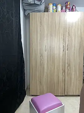 Briana Hottt online show from April 18, 2026, 11:38 pm