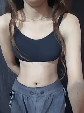 Mahira568 online show from November 29, 2025, 6:33 pm