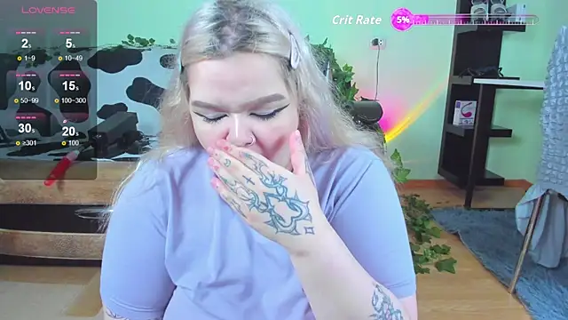  CandyM1lky  online show from September 11, 2025, 6:24 am