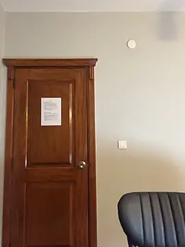 aydabella7777 online show from October 20, 2025, 4:18 pm