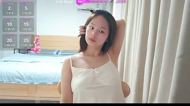 xiao-qinju online show from September 30, 2025, 4:23 pm