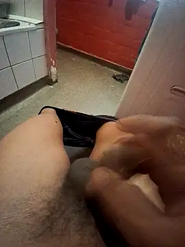 Zinedean24 online show from April 18, 2026, 1:37 pm