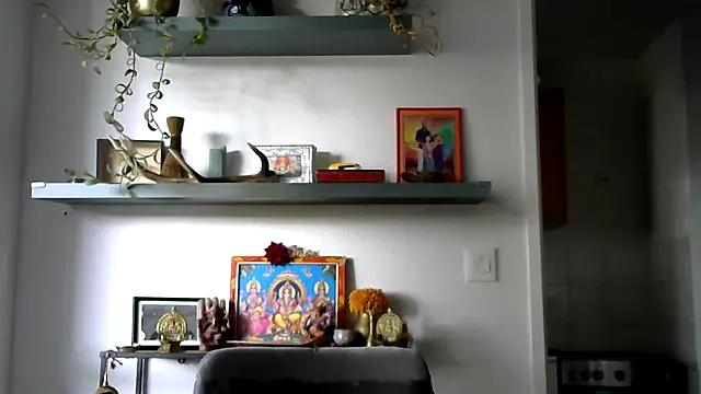 frenchblackc31 online show from September 23, 2025, 1:03 pm