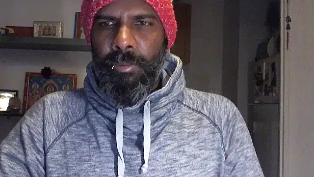 frenchblackc31 online show from November 21, 2025, 5:44 pm