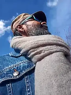 frenchblackc31 online show from March 7, 2026, 11:07 am