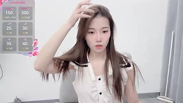 yuyu 77 online show from September 28, 2025, 4:34 pm