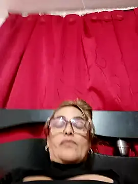 dirty lady17 online show from July 31, 2026, 1:05 am