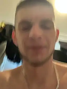 macho1347 online show from September 28, 2025, 5:51 pm