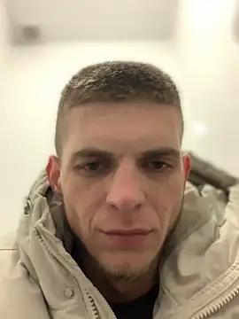 macho1347 online show from October 5, 2025, 5:22 pm