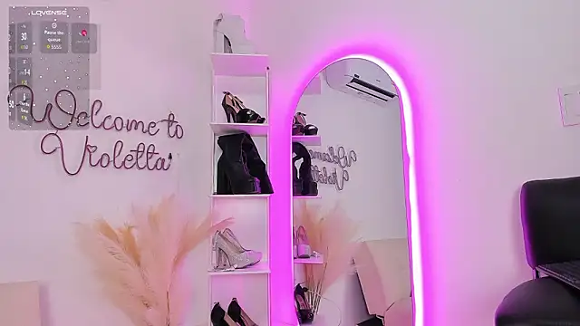 violetta pretty online show from March 14, 2026, 7:41 pm