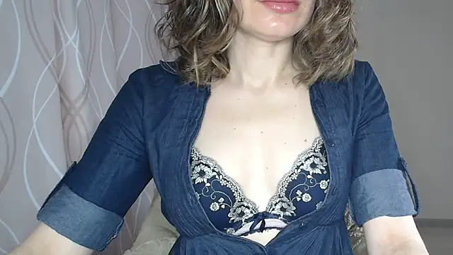 Snapshot of miss__Sophie chatting on June 6, 2026, 6:29 am miss Sophie online show from June 6, 2026, 6:29 am
