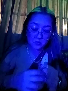 Snapshot of Dulcedeanis chatting on November 12, 2025, 2:34 am Dulcedeanis online show from November 12, 2025, 2:34 am