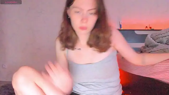 Snapshot of LolaMeddisson chatting on June 4, 2026, 8:37 pm LolaMeddisson online show from June 4, 2026, 8:37 pm