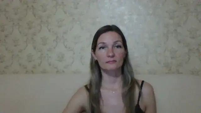 Snapshot of sweetriki chatting on April 3, 2026, 5:22 pm sweetriki online show from April 3, 2026, 5:22 pm