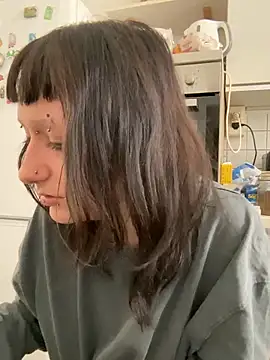 severingratty online show from October 3, 2025, 2:58 pm