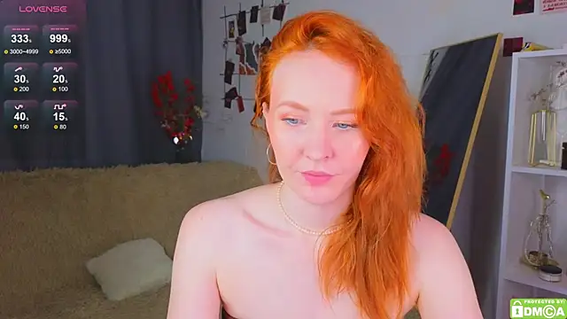 Snapshot of JoyceJones chatting on September 17, 2025, 7:04 pm JoyceJones online show from September 17, 2025, 7:04 pm
