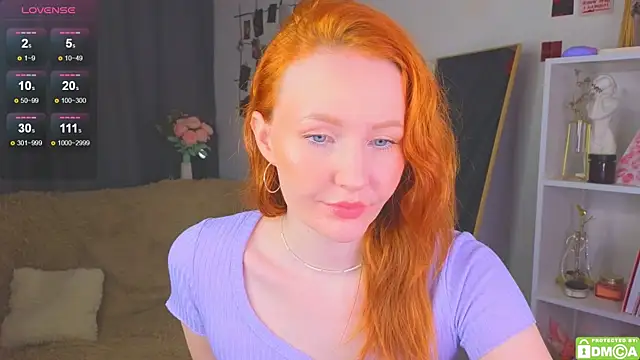 Snapshot of JoyceJones chatting on October 3, 2025, 7:11 pm JoyceJones online show from October 3, 2025, 7:11 pm