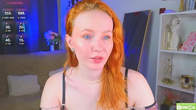 Snapshot of JoyceJones chatting on October 27, 2025, 7:07 pm JoyceJones online show from October 27, 2025, 7:07 pm