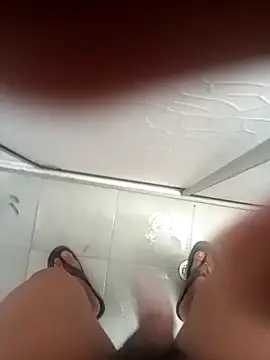 Oscariin96 online show from March 6, 2026, 2:13 pm