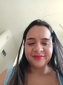 Lambedora 69 online show from February 5, 2026, 7:51 pm