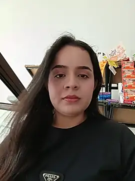 Snapshot of Lambedora_69 chatting on July 13, 2026, 6:22 pm Lambedora 69 online show from July 13, 2026, 6:22 pm