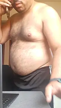 Snapshot of Urso_Nerd chatting on June 15, 2026, 4:31 pm Urso Nerd online show from June 15, 2026, 4:31 pm