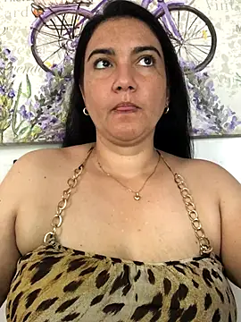 sweetdulcexxx online show from December 1, 2025, 3:06 pm