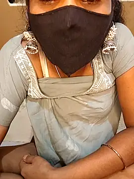 Snapshot of ranisanthutelugu chatting on November 28, 2025, 5:32 am ranisanthutelugu online show from November 28, 2025, 5:32 am