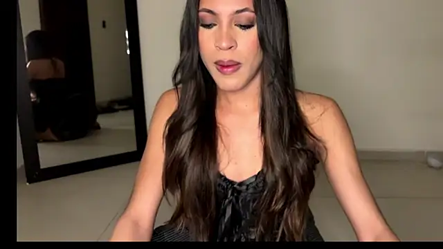 clara evanss s online show from February 13, 2026, 12:06 am