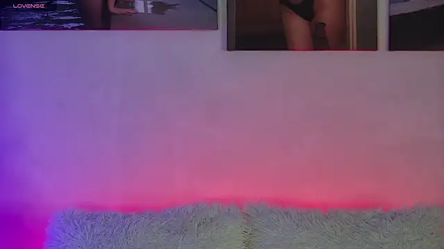 AlysonHuxley  online show from January 15, 2026, 5:05 pm