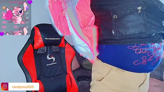 carolinhe  online show from October 18, 2025, 7:58 pm