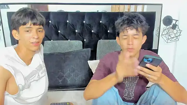 Sebas cat online show from October 14, 2025, 2:18 pm