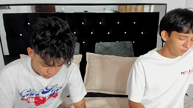 Sebas cat online show from October 21, 2025, 1:56 pm