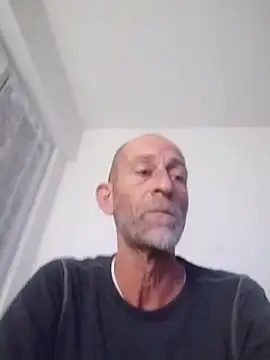 Snapshot of we_are_fucking_serious chatting on October 27, 2025, 12:26 am we are fucking serious online show from October 27, 2025, 12:26 am