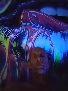 Snapshot of we_are_fucking_serious chatting on November 18, 2025, 5:12 am we are fucking serious online show from November 18, 2025, 5:12 am