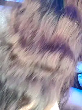 HotLaurha online show from October 10, 2025, 3:49 am