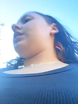 babykalirose online show from October 21, 2025, 8:31 pm