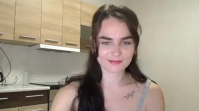 Silviaa a online show from September 11, 2025, 6:30 pm